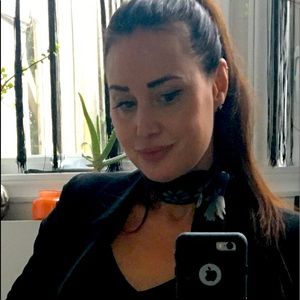 Meet your Posher, Anick